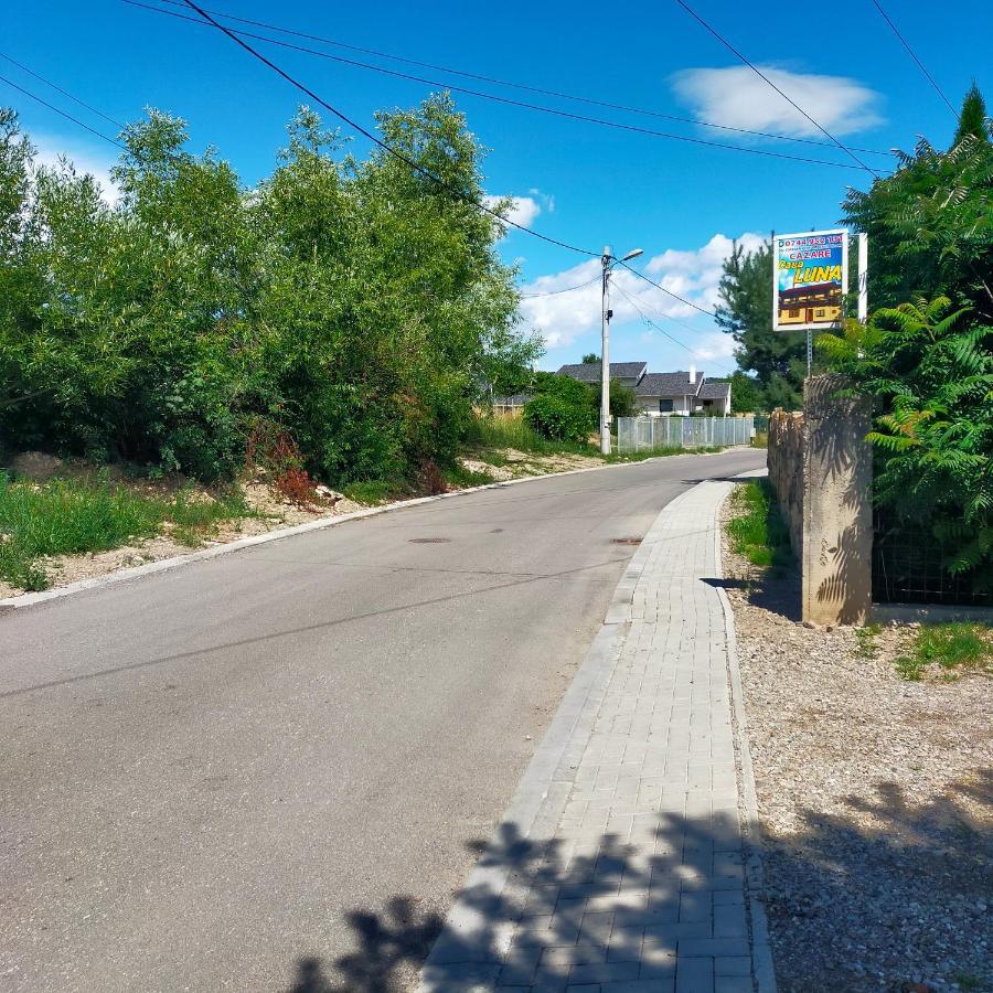Casa Luna Gura Humorului Esterno foto