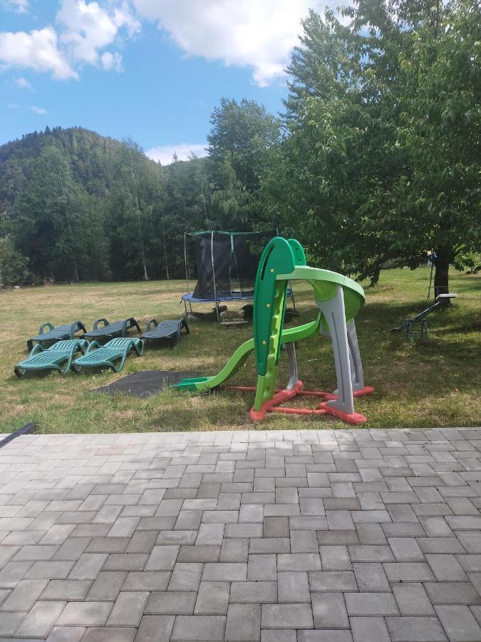 Casa Luna Gura Humorului Esterno foto
