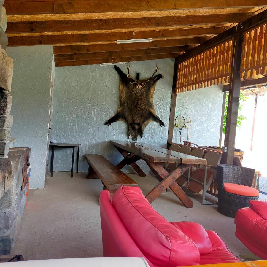 Casa Luna Gura Humorului Esterno foto